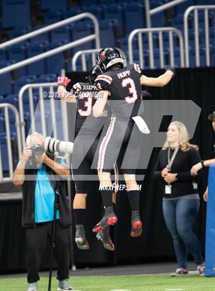 Thumbnail 1 in Judson vs Lake Travis (Class 6A Division I Quarterfinals) photogallery.