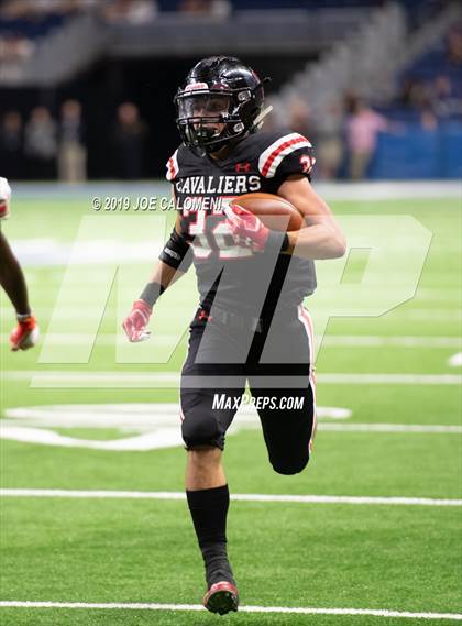 Thumbnail 1 in Judson vs Lake Travis (Class 6A Division I Quarterfinals) photogallery.