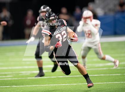 Thumbnail 3 in Judson vs Lake Travis (Class 6A Division I Quarterfinals) photogallery.