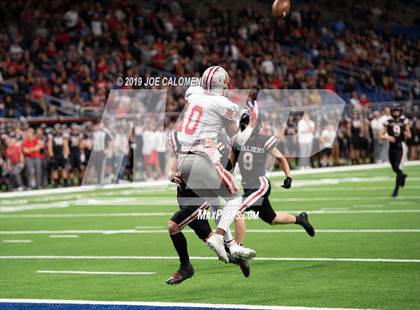 Thumbnail 2 in Judson vs Lake Travis (Class 6A Division I Quarterfinals) photogallery.