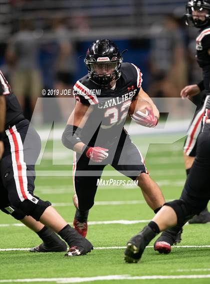 Thumbnail 2 in Judson vs Lake Travis (Class 6A Division I Quarterfinals) photogallery.