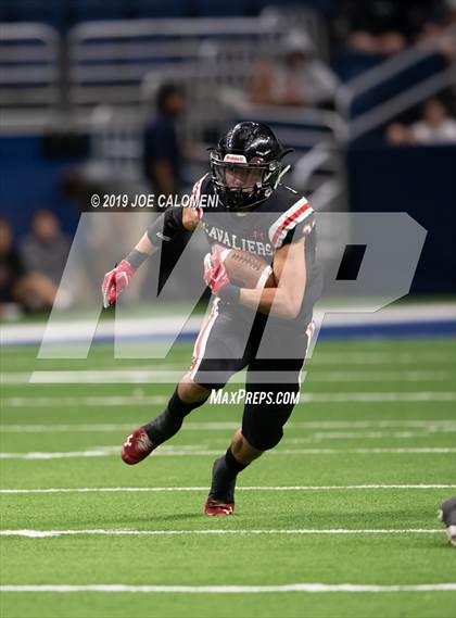 Thumbnail 3 in Judson vs Lake Travis (Class 6A Division I Quarterfinals) photogallery.