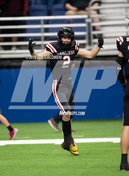 Thumbnail 2 in Judson vs Lake Travis (Class 6A Division I Quarterfinals) photogallery.