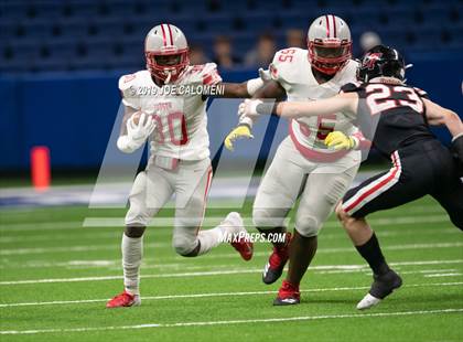 Thumbnail 2 in Judson vs Lake Travis (Class 6A Division I Quarterfinals) photogallery.