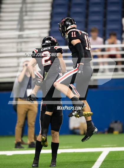 Thumbnail 2 in Judson vs Lake Travis (Class 6A Division I Quarterfinals) photogallery.