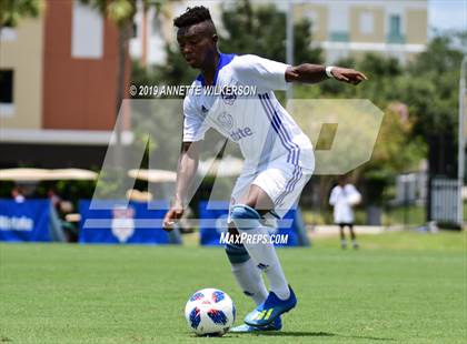 Thumbnail 3 in Allstate All-America Cup (Boys Game) photogallery.