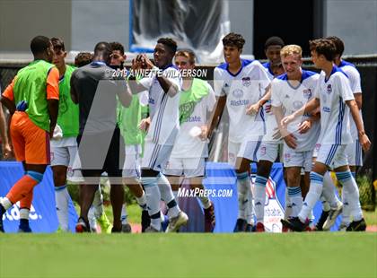 Thumbnail 3 in Allstate All-America Cup (Boys Game) photogallery.