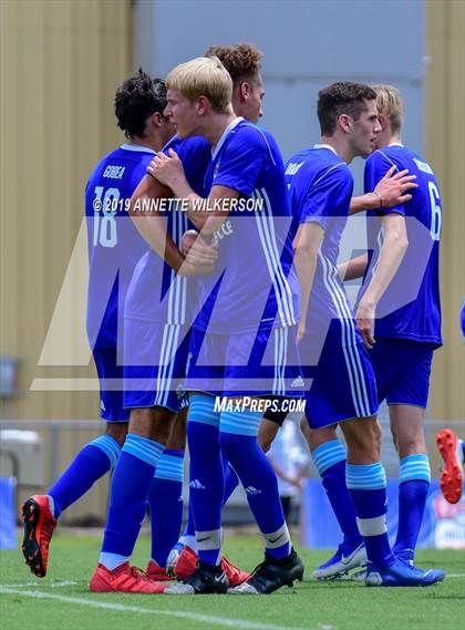 Thumbnail 1 in Allstate All-America Cup (Boys Game) photogallery.