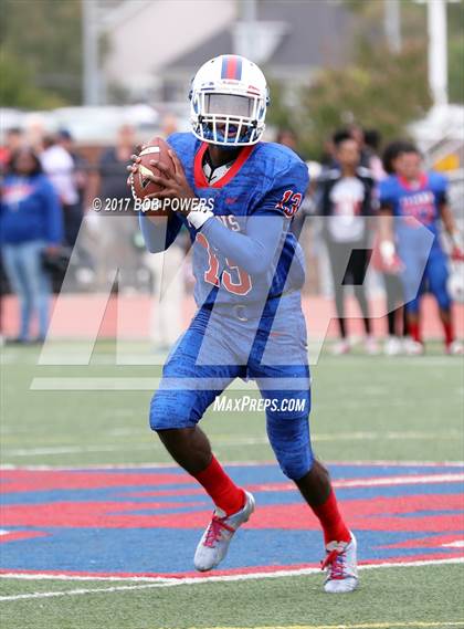 Thumbnail 2 in Hayfield @ T.C. Williams photogallery.