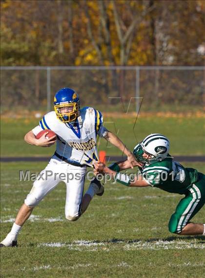Thumbnail 3 in Kellenberg Memorial @ Holy Trinity (CHSFL Class AA Semifinal) photogallery.