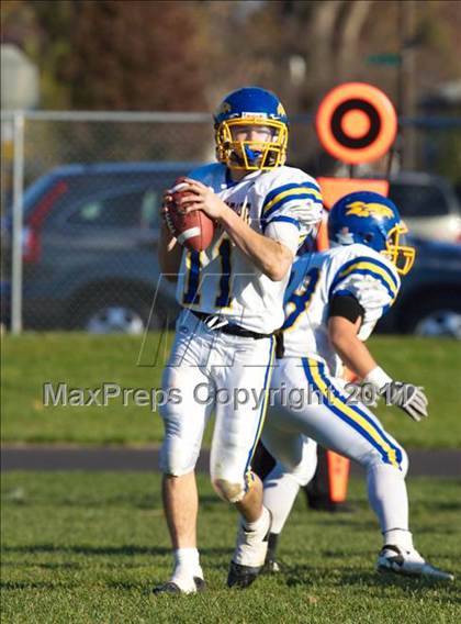 Thumbnail 2 in Kellenberg Memorial @ Holy Trinity (CHSFL Class AA Semifinal) photogallery.