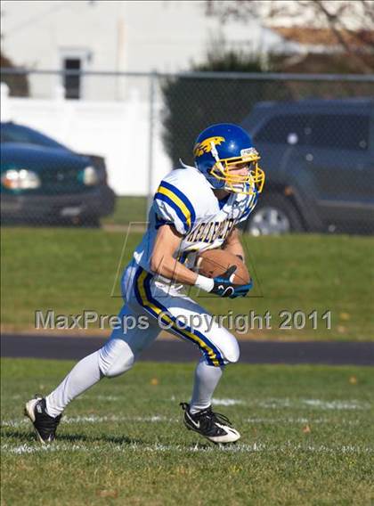 Thumbnail 3 in Kellenberg Memorial @ Holy Trinity (CHSFL Class AA Semifinal) photogallery.