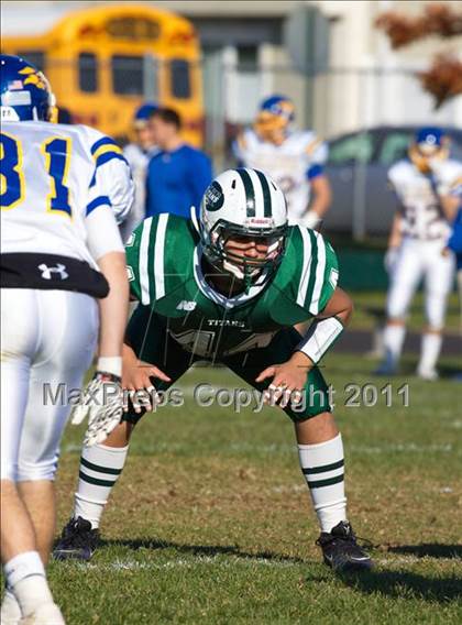 Thumbnail 2 in Kellenberg Memorial @ Holy Trinity (CHSFL Class AA Semifinal) photogallery.
