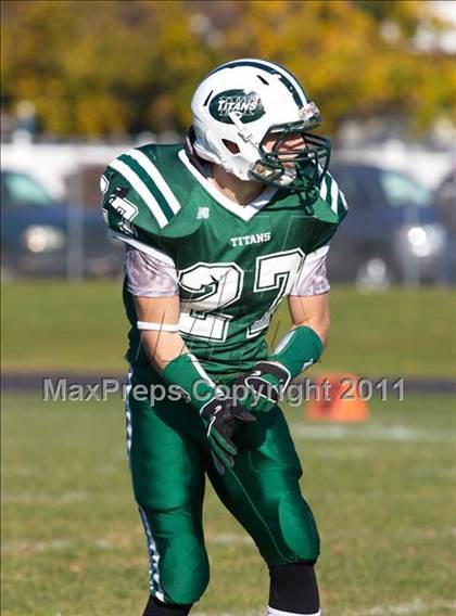 Thumbnail 2 in Kellenberg Memorial @ Holy Trinity (CHSFL Class AA Semifinal) photogallery.