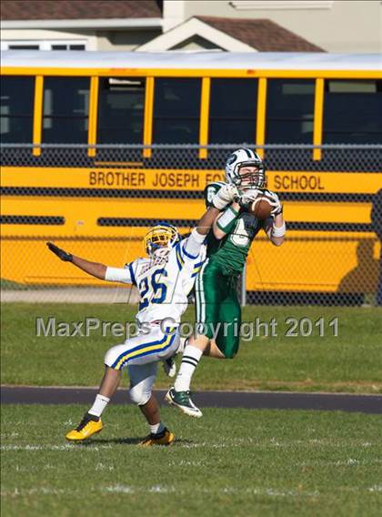 Thumbnail 2 in Kellenberg Memorial @ Holy Trinity (CHSFL Class AA Semifinal) photogallery.