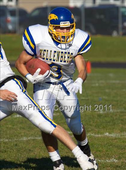 Thumbnail 2 in Kellenberg Memorial @ Holy Trinity (CHSFL Class AA Semifinal) photogallery.