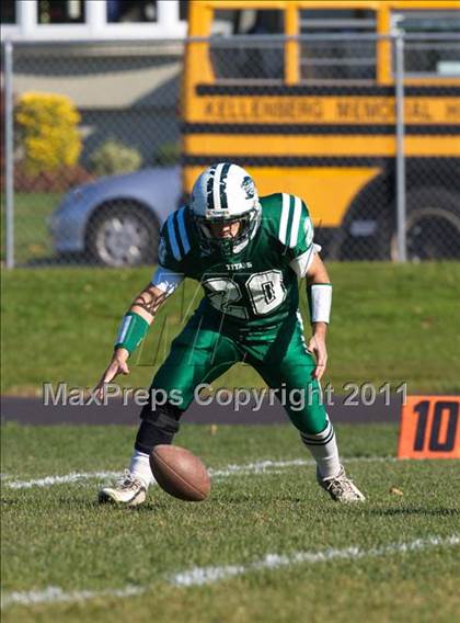 Thumbnail 2 in Kellenberg Memorial @ Holy Trinity (CHSFL Class AA Semifinal) photogallery.