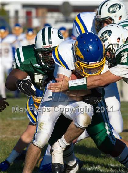 Thumbnail 3 in Kellenberg Memorial @ Holy Trinity (CHSFL Class AA Semifinal) photogallery.