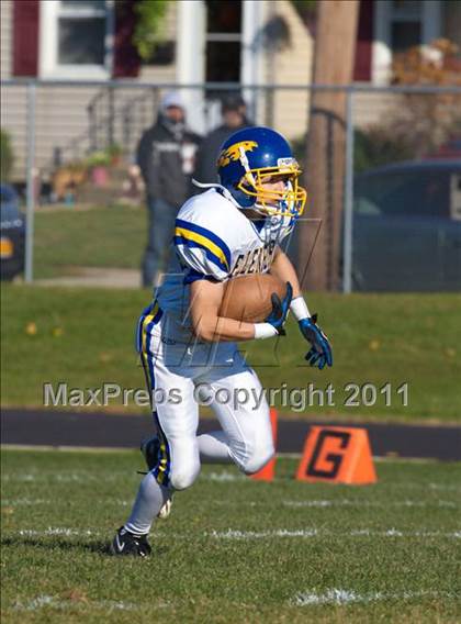 Thumbnail 2 in Kellenberg Memorial @ Holy Trinity (CHSFL Class AA Semifinal) photogallery.