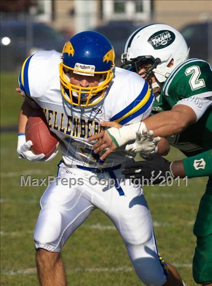 Thumbnail 1 in Kellenberg Memorial @ Holy Trinity (CHSFL Class AA Semifinal) photogallery.