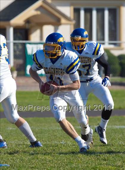 Thumbnail 1 in Kellenberg Memorial @ Holy Trinity (CHSFL Class AA Semifinal) photogallery.