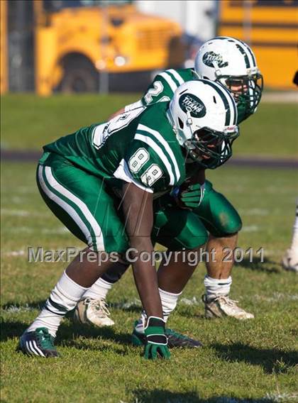 Thumbnail 2 in Kellenberg Memorial @ Holy Trinity (CHSFL Class AA Semifinal) photogallery.