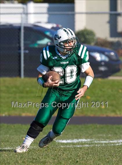Thumbnail 1 in Kellenberg Memorial @ Holy Trinity (CHSFL Class AA Semifinal) photogallery.