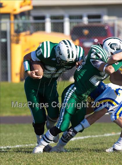 Thumbnail 3 in Kellenberg Memorial @ Holy Trinity (CHSFL Class AA Semifinal) photogallery.