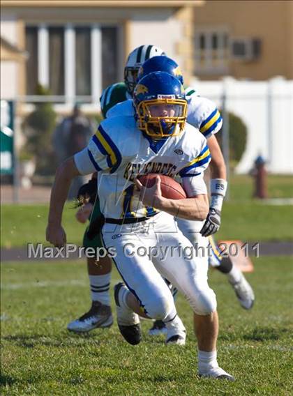 Thumbnail 1 in Kellenberg Memorial @ Holy Trinity (CHSFL Class AA Semifinal) photogallery.