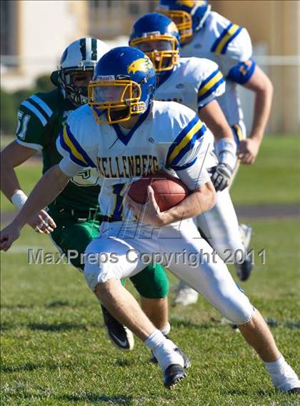 Thumbnail 2 in Kellenberg Memorial @ Holy Trinity (CHSFL Class AA Semifinal) photogallery.