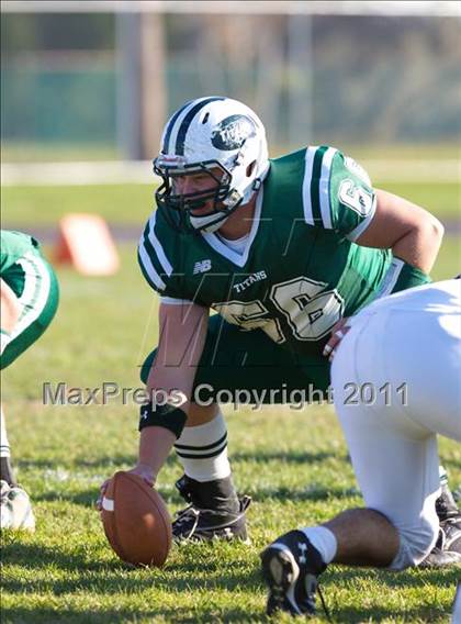 Thumbnail 2 in Kellenberg Memorial @ Holy Trinity (CHSFL Class AA Semifinal) photogallery.