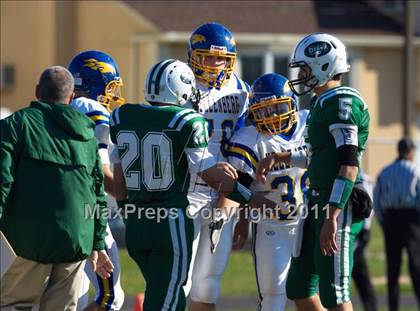 Thumbnail 3 in Kellenberg Memorial @ Holy Trinity (CHSFL Class AA Semifinal) photogallery.