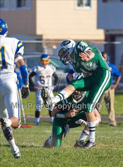 Thumbnail 3 in Kellenberg Memorial @ Holy Trinity (CHSFL Class AA Semifinal) photogallery.