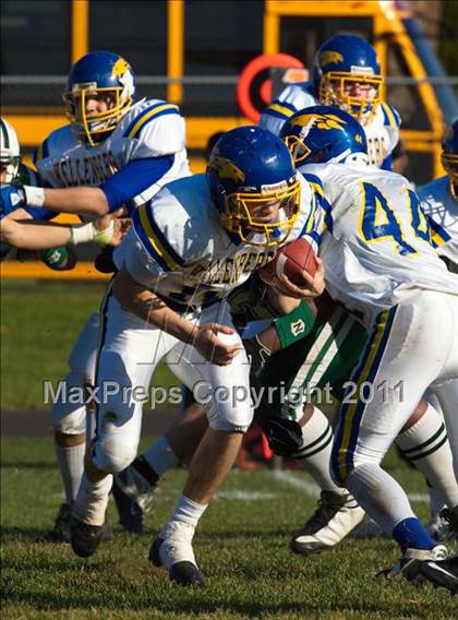 Thumbnail 2 in Kellenberg Memorial @ Holy Trinity (CHSFL Class AA Semifinal) photogallery.