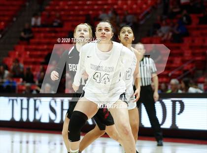 Thumbnail 1 in Mountain View vs. Highland (UHSAA 5A Semifinal) photogallery.