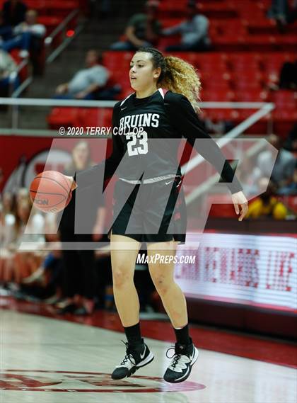Thumbnail 2 in Mountain View vs. Highland (UHSAA 5A Semifinal) photogallery.