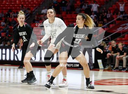 Thumbnail 2 in Mountain View vs. Highland (UHSAA 5A Semifinal) photogallery.