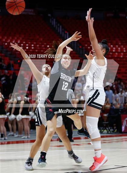 Thumbnail 3 in Mountain View vs. Highland (UHSAA 5A Semifinal) photogallery.