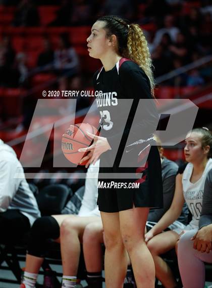Thumbnail 1 in Mountain View vs. Highland (UHSAA 5A Semifinal) photogallery.