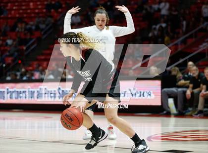 Thumbnail 2 in Mountain View vs. Highland (UHSAA 5A Semifinal) photogallery.