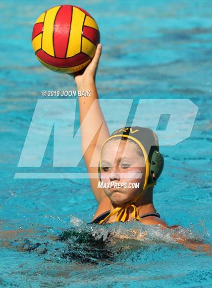 Thumbnail 2 in San Ramon Valley vs Gunn (Acalanes Invitational) photogallery.