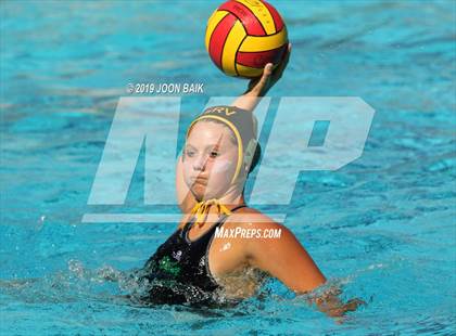 Thumbnail 3 in San Ramon Valley vs Gunn (Acalanes Invitational) photogallery.