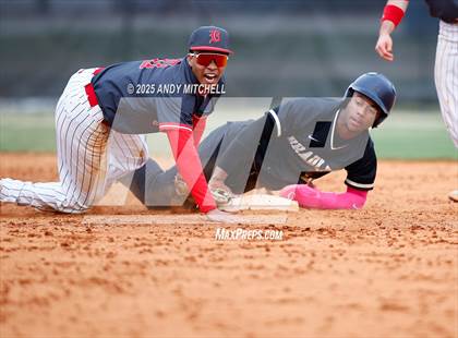 Thumbnail 2 in Baylor vs. Bradley Central (Wildcat Classic) photogallery.