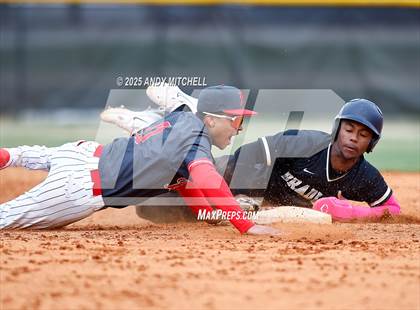 Thumbnail 2 in Baylor vs. Bradley Central (Wildcat Classic) photogallery.