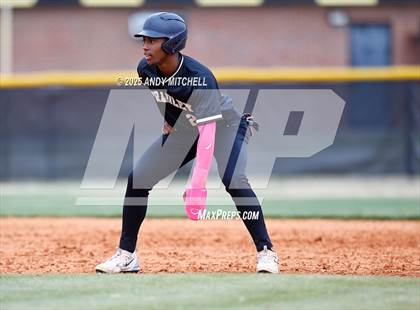 Thumbnail 2 in Baylor vs. Bradley Central (Wildcat Classic) photogallery.