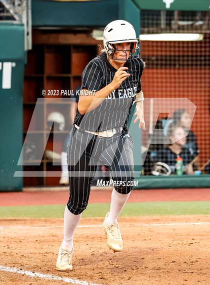 Thumbnail 1 in Como-Pickton vs. Stamford (UIL 2A Softball Semifinal) photogallery.