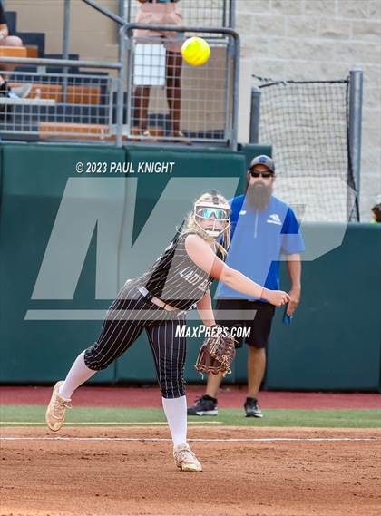 Thumbnail 1 in Como-Pickton vs. Stamford (UIL 2A Softball Semifinal) photogallery.
