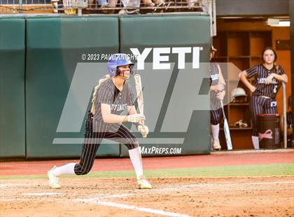 Thumbnail 1 in Como-Pickton vs. Stamford (UIL 2A Softball Semifinal) photogallery.