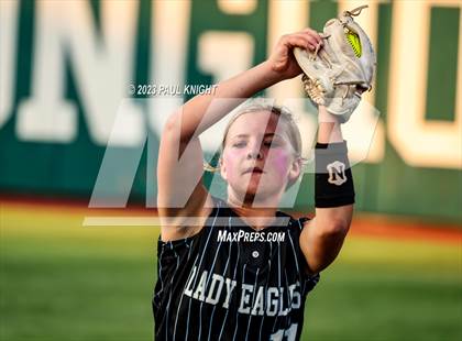 Thumbnail 1 in Como-Pickton vs. Stamford (UIL 2A Softball Semifinal) photogallery.