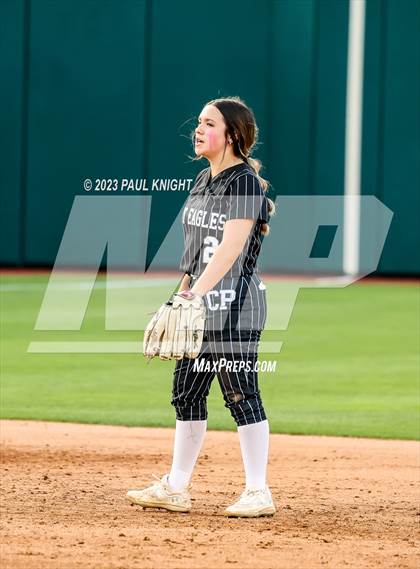 Thumbnail 2 in Como-Pickton vs. Stamford (UIL 2A Softball Semifinal) photogallery.